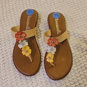 Women's Tan Floral Sandals